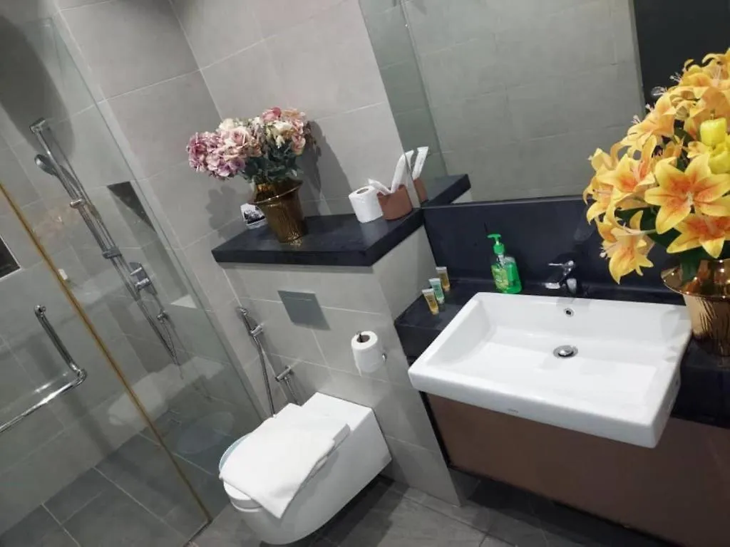 Estern Suites 8 Kia Peng Klcc Kuala Lumpur Apartment